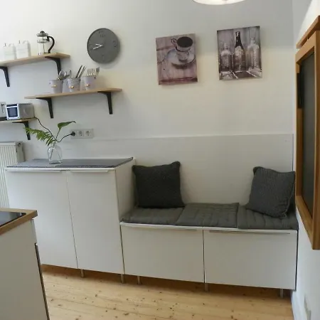 Apartment Kleines, Charmantes Ferienapartment In Bahnhofsnahe *